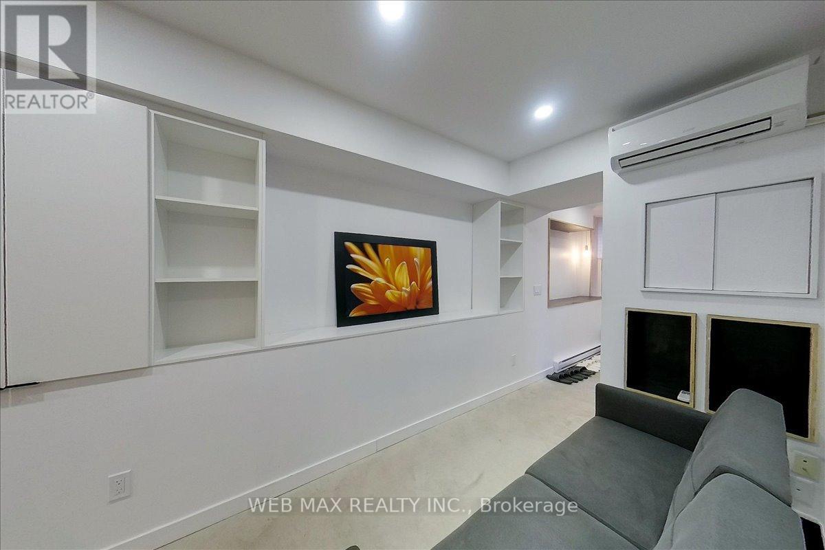 173 Milverton Boulevard, Toronto, Ontario  M4J 1V2 - Photo 35 - E13447856