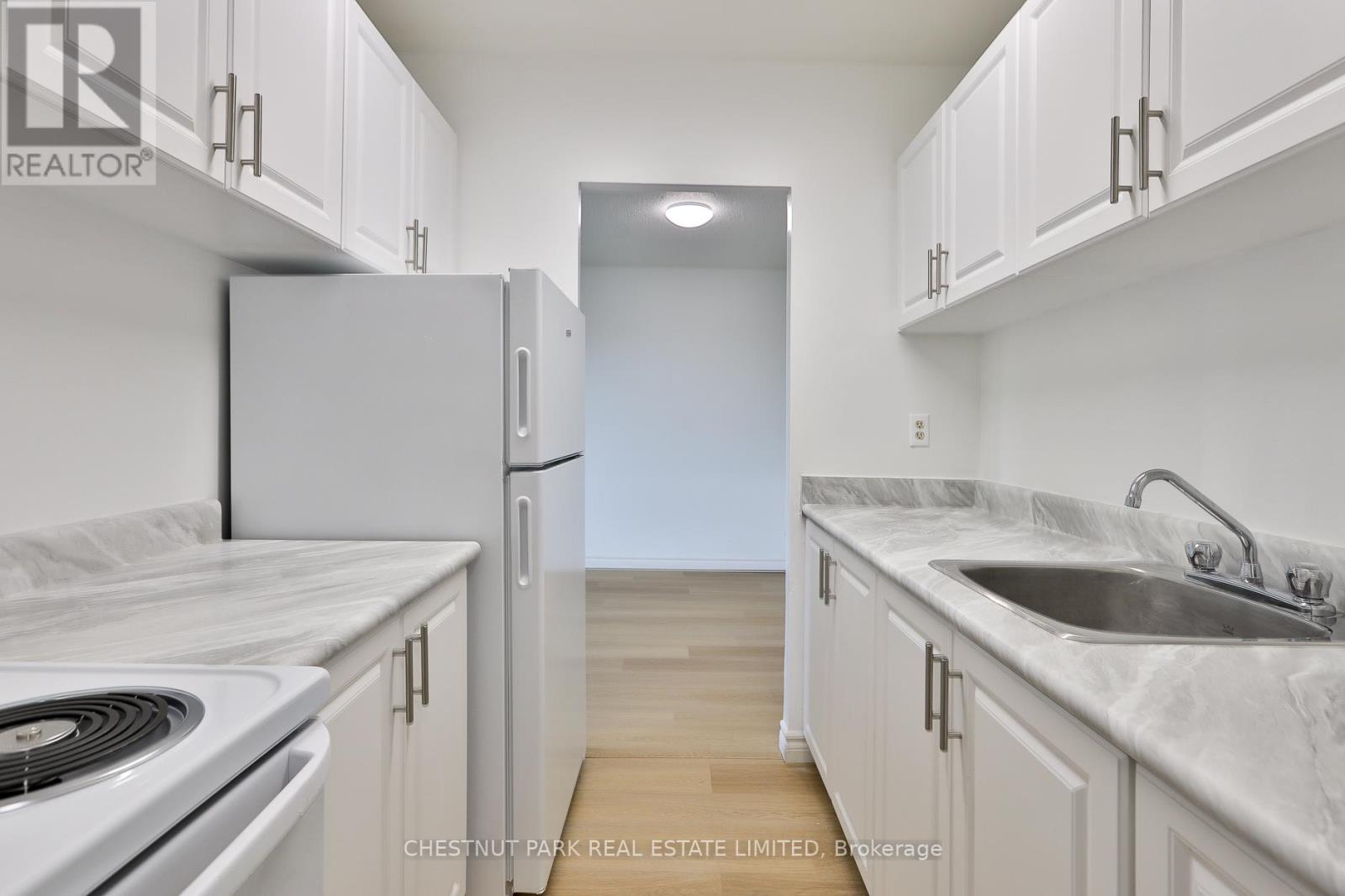 507 - 888 Glen Street, Oshawa, Ontario  L1J 5Z4 - Photo 4 - E13447982
