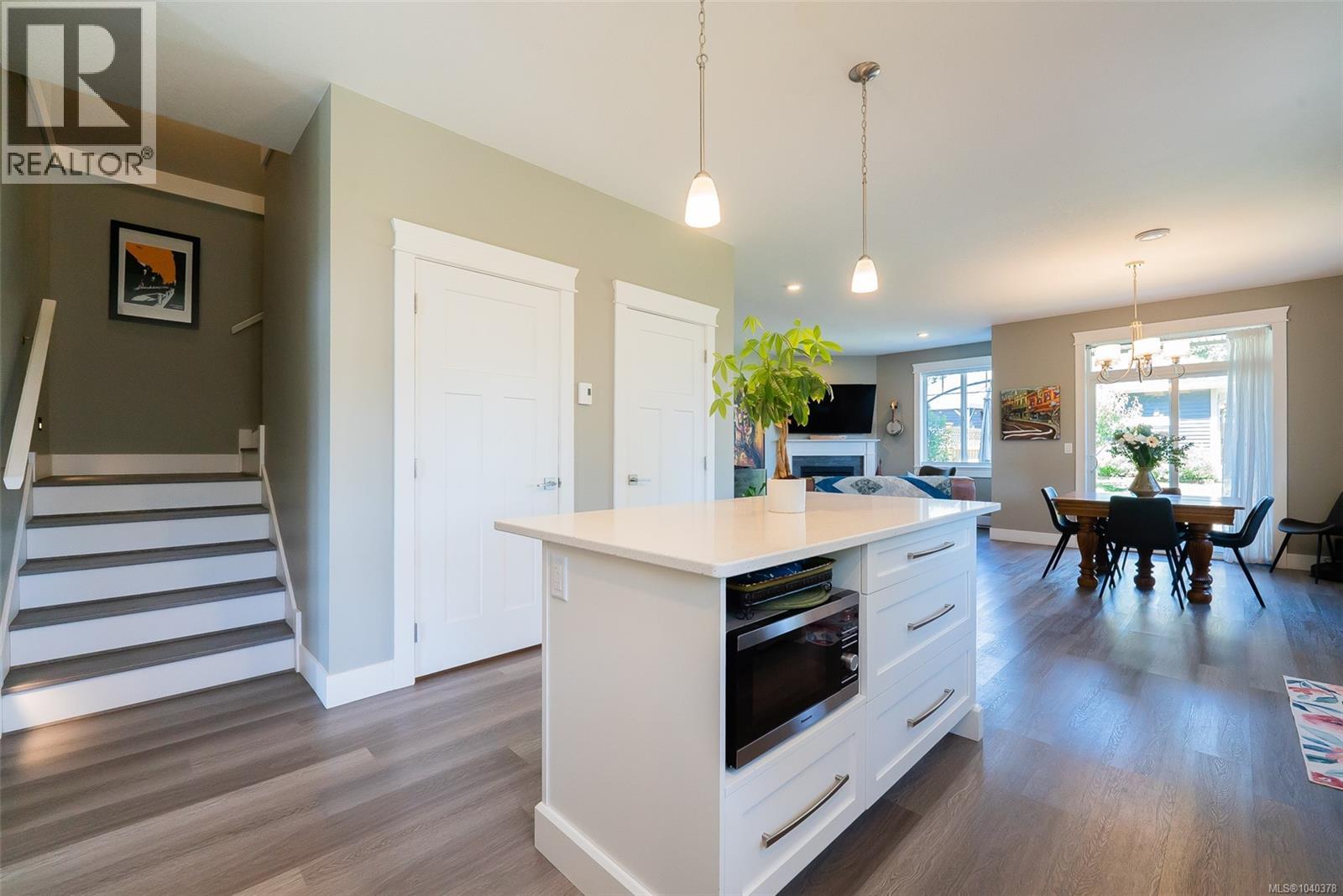 478 Machleary St, Nanaimo, British Columbia  V9R 2H2 - Photo 6 - 1040378