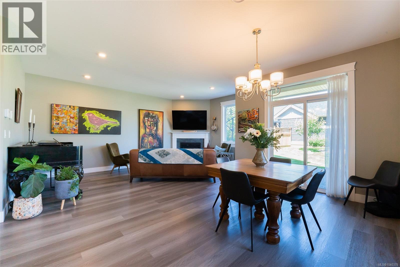 478 Machleary St, Nanaimo, British Columbia  V9R 2H2 - Photo 8 - 1040378