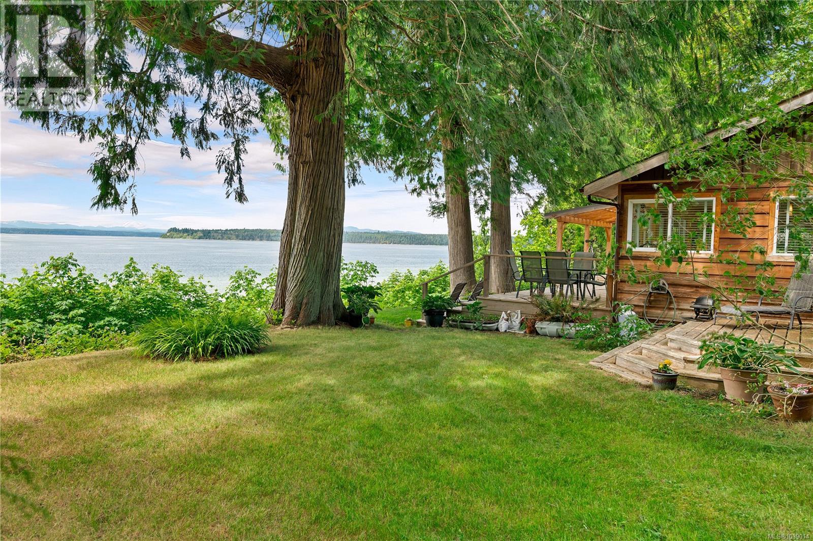 569 Potlatch Rd, Cortes Island, British Columbia  V0P 1K0 - Photo 22 - 1039014