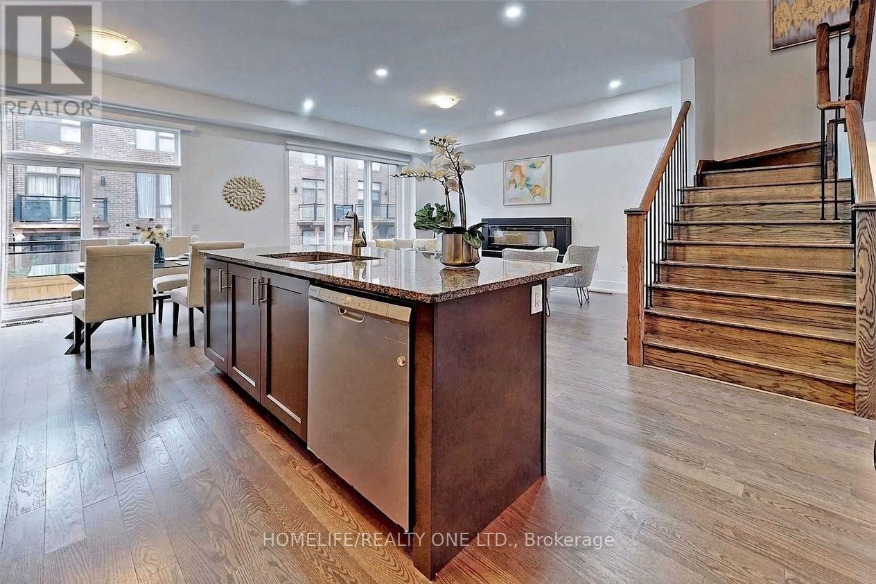 9 Cambray Road, Vaughan, Ontario L4J 0K1 - Photo 7 - N13447978