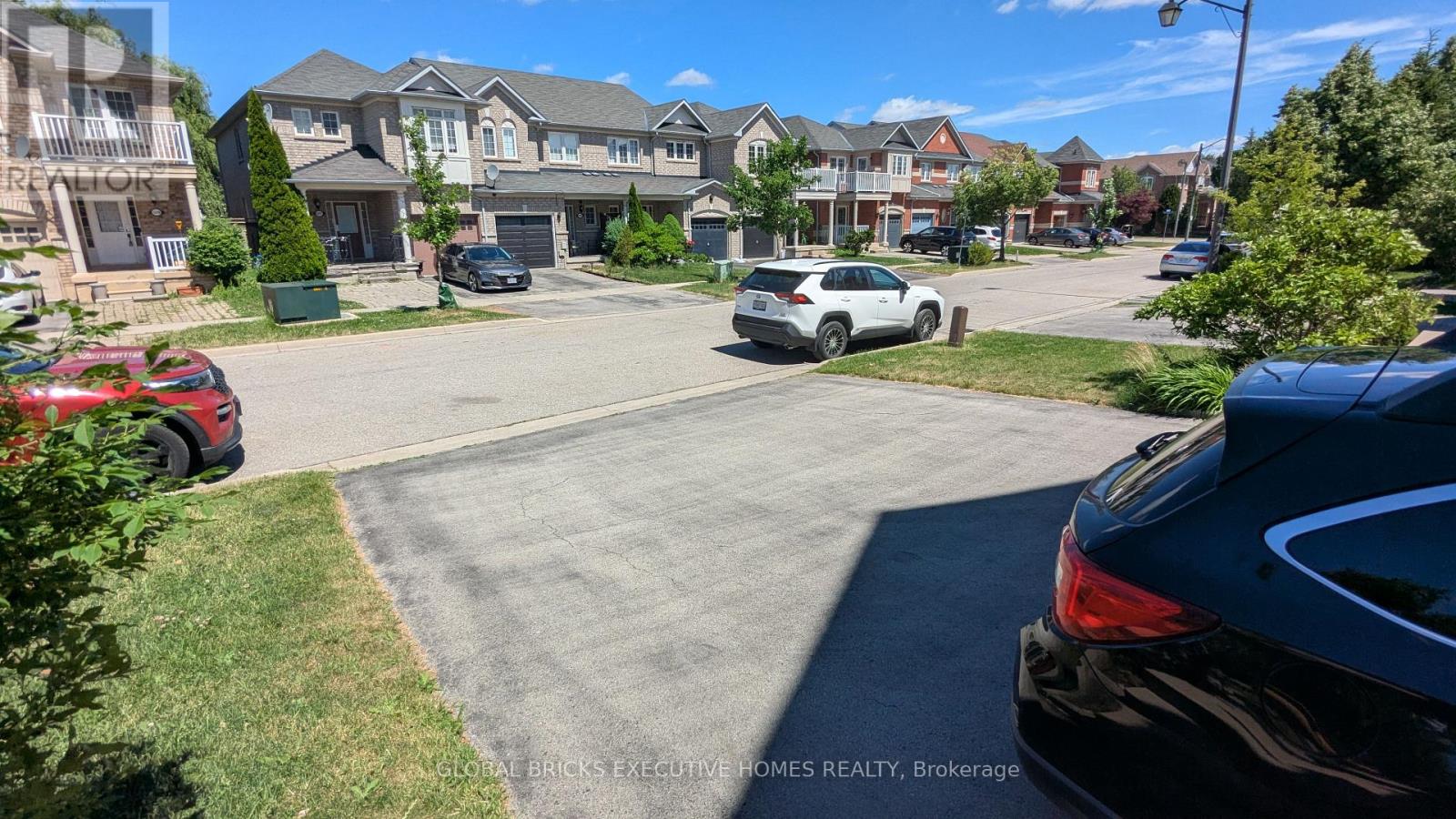 1218 Lamont Crescent, Milton, Ontario  L9T 6W5 - Photo 2 - W13447852