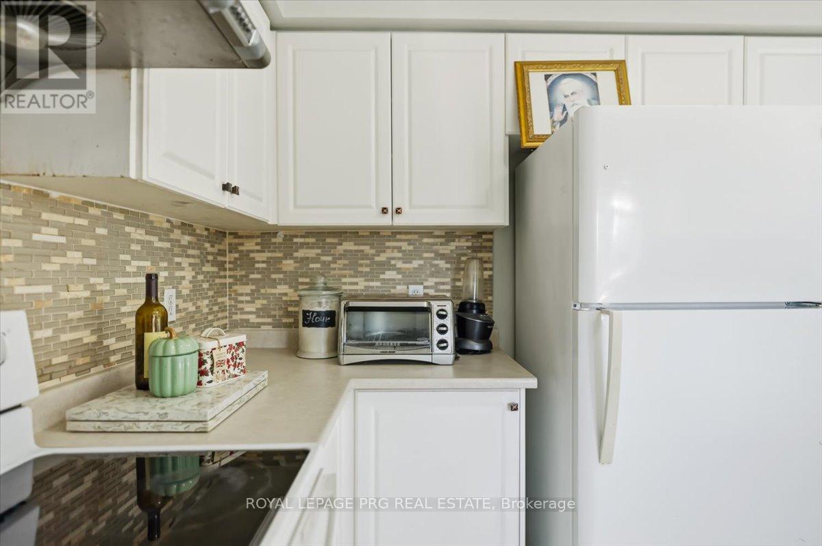 65 Giraffe Avenue, Brampton, Ontario  L6R 1Z1 - Photo 19 - W13447860