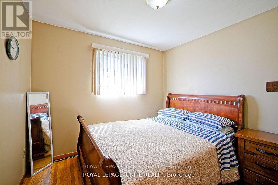 3350 Lehigh Crescent W, Mississauga, Ontario  L4T 1W8 - Photo 13 - W13447872