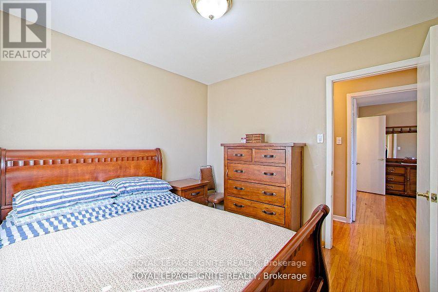 3350 Lehigh Crescent W, Mississauga, Ontario  L4T 1W8 - Photo 14 - W13447872