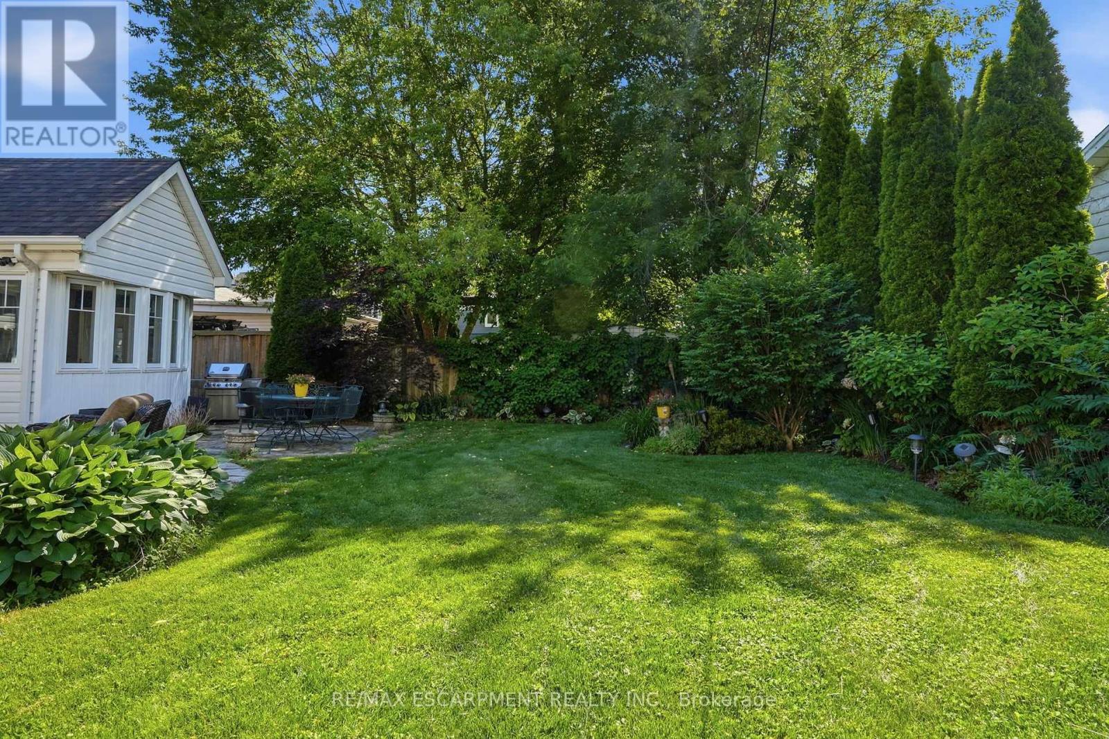 549 Ann Avenue, Burlington, Ontario  L7T 2S7 - Photo 40 - W13447874