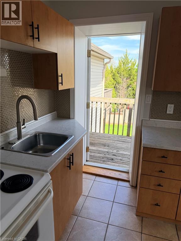 73 Wellington Street Unit# 3, Cambridge, Ontario  N1R 3Y6 - Photo 3 - 40838365