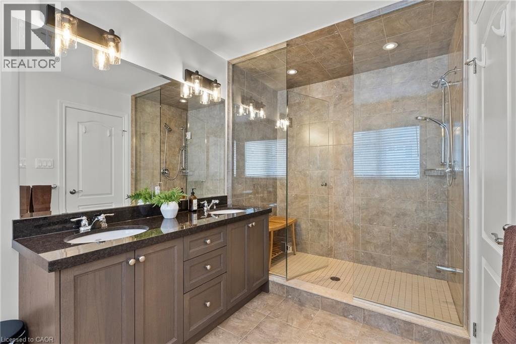 82 Summerberry Way, Hamilton, Ontario  L9B 0G1 - Photo 24 - 40839361