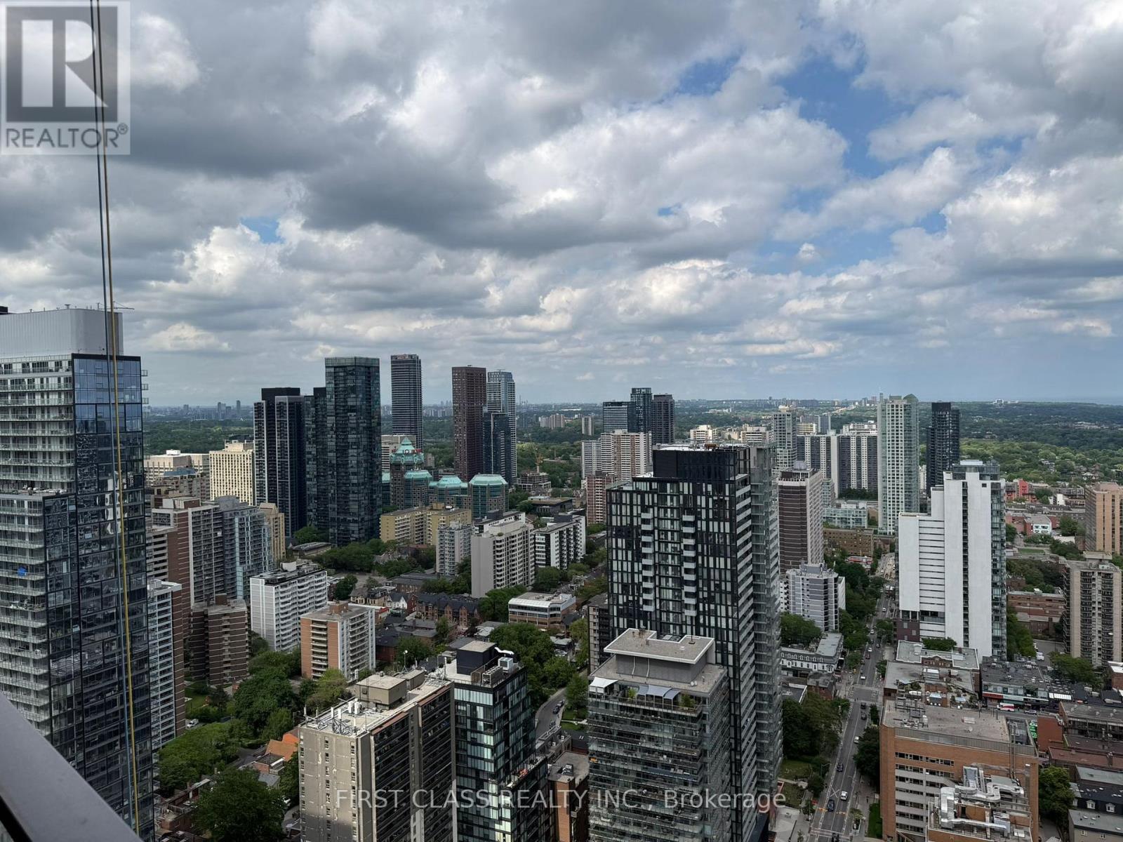 4212 - 11 Wellesley Street W, Toronto, Ontario  M4Y 0G4 - Photo 9 - C13445992