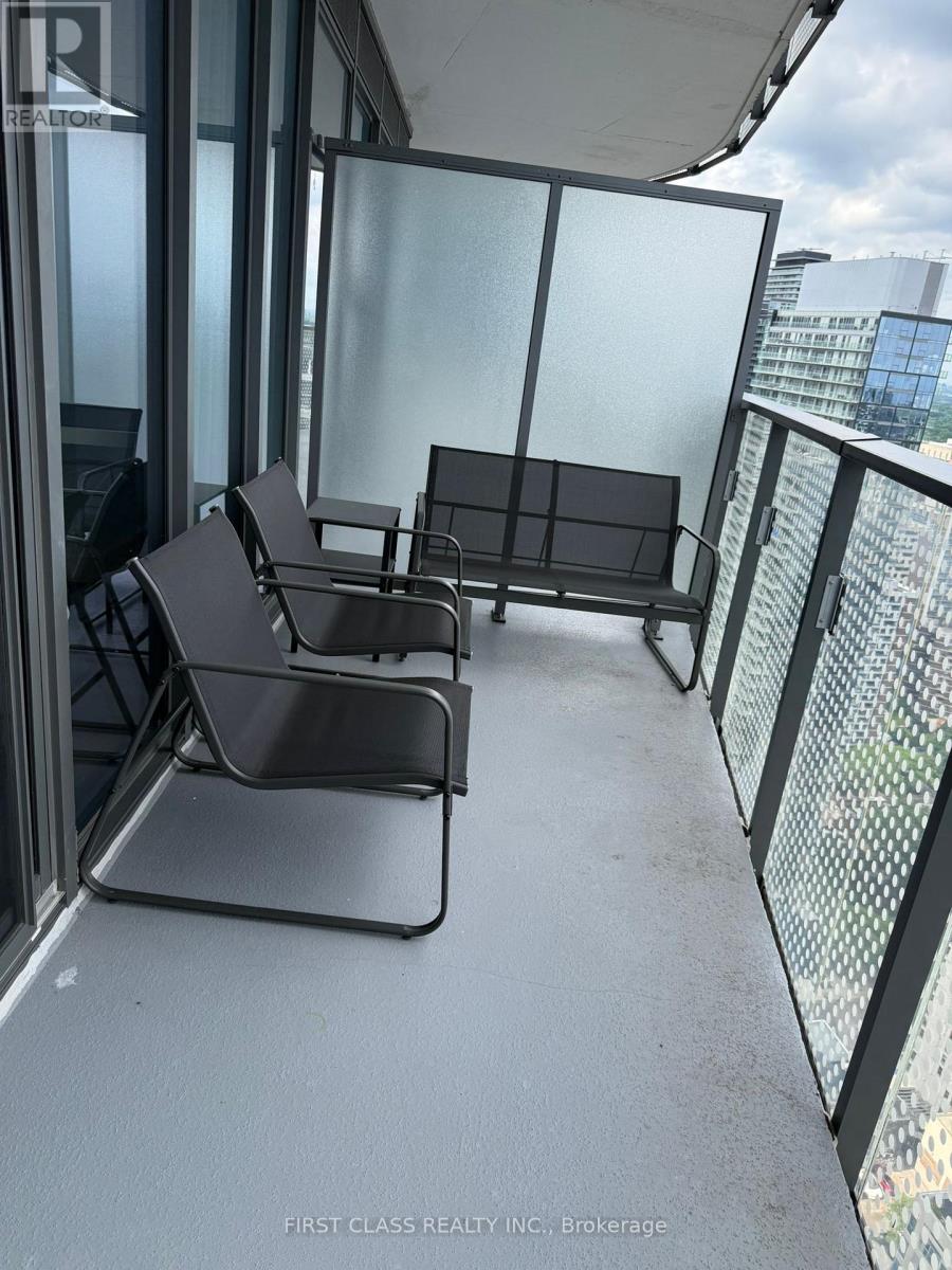 4212 - 11 Wellesley Street W, Toronto, Ontario  M4Y 0G4 - Photo 6 - C13445992