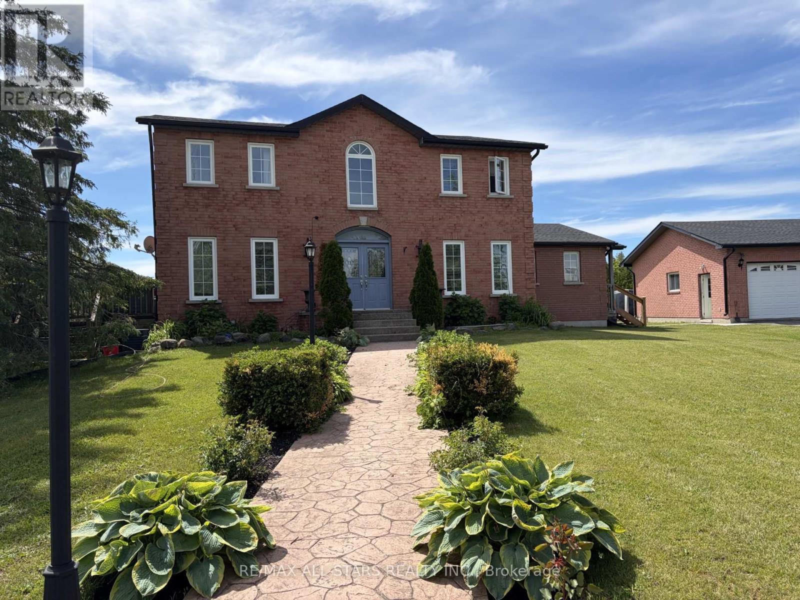 25472 Lakeridge Road, Georgina, Ontario  L0E 1N0 - Photo 2 - N13229032