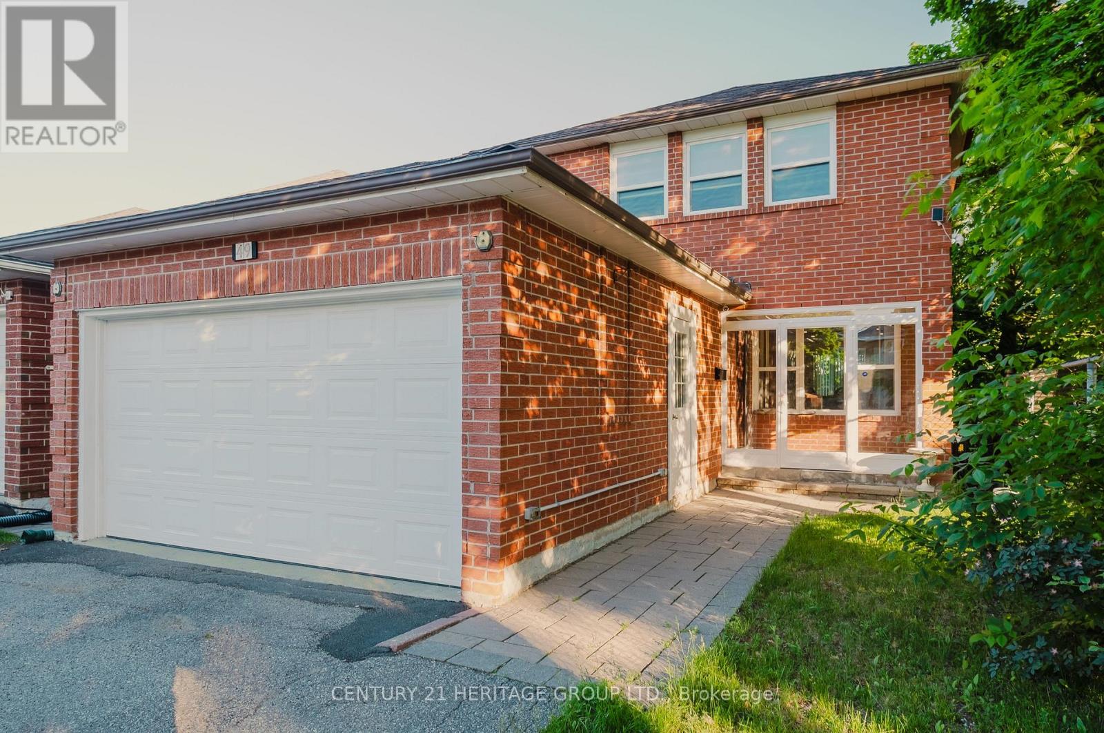 49 GRAY CRESCENT, Richmond Hill, Ontario
