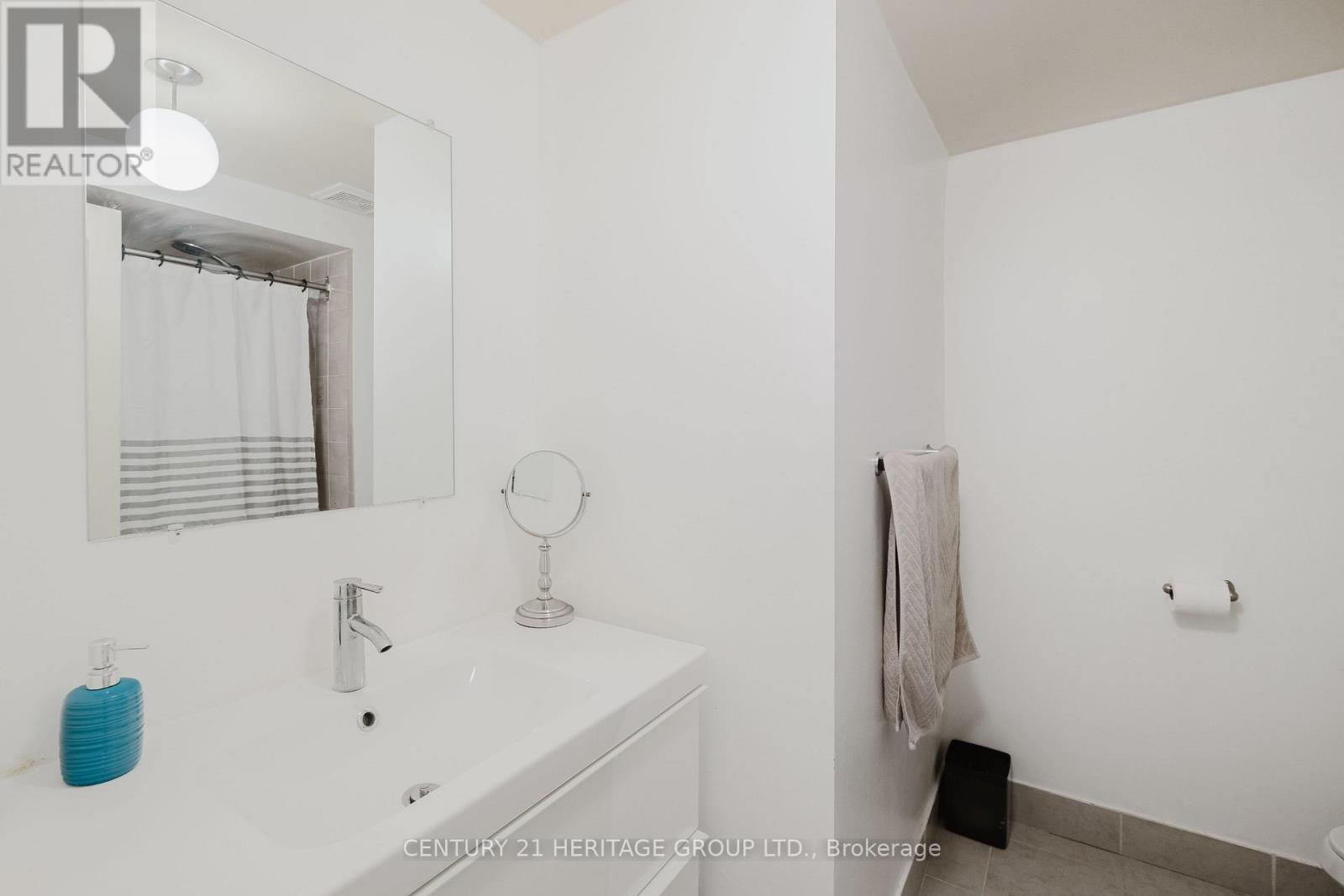 49 Gray Crescent, Richmond Hill, Ontario  L4C 5V4 - Photo 28 - N13443084