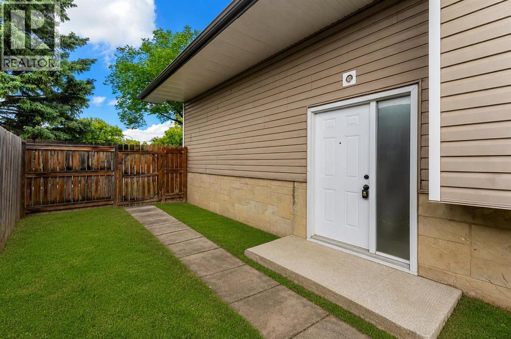 3410 30a Avenue Se, Calgary, Alberta  T2B 0H6 - Photo 4 - A2321042