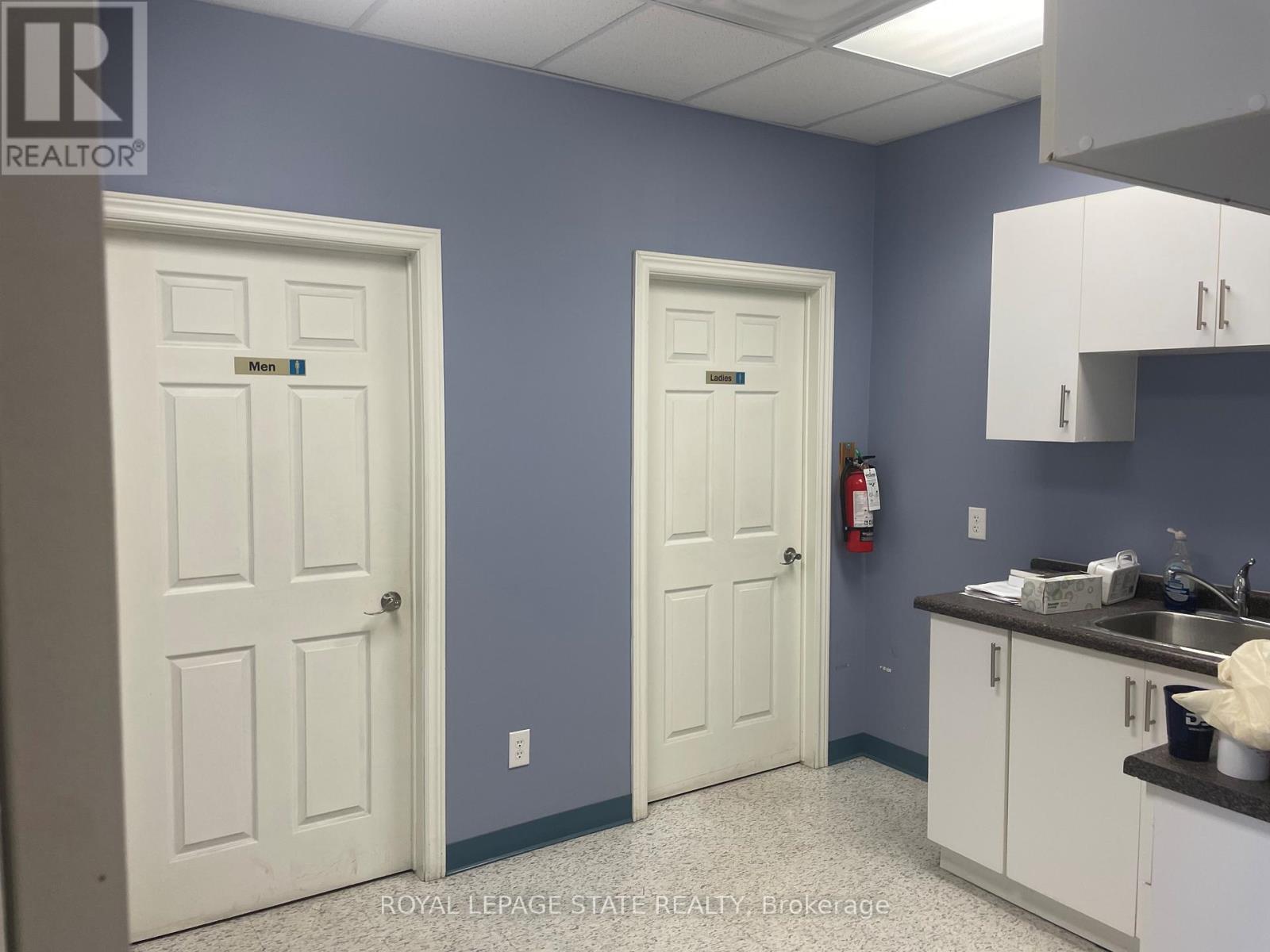 1 - 44 Ditton Drive, Hamilton, Ontario  L8W 0A9 - Photo 2 - X13447866