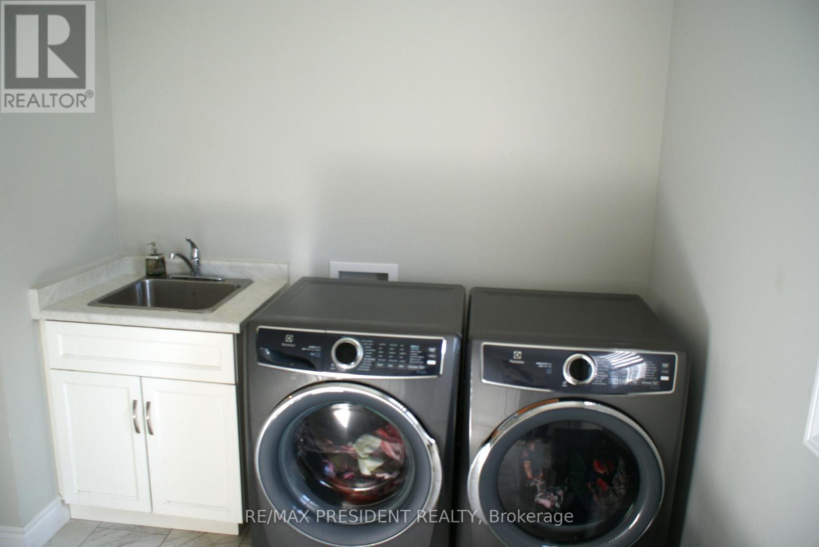 29 Burton Street, East Zorra-Tavistock, Ontario N0J 1M0 - Photo 12 - X13447926