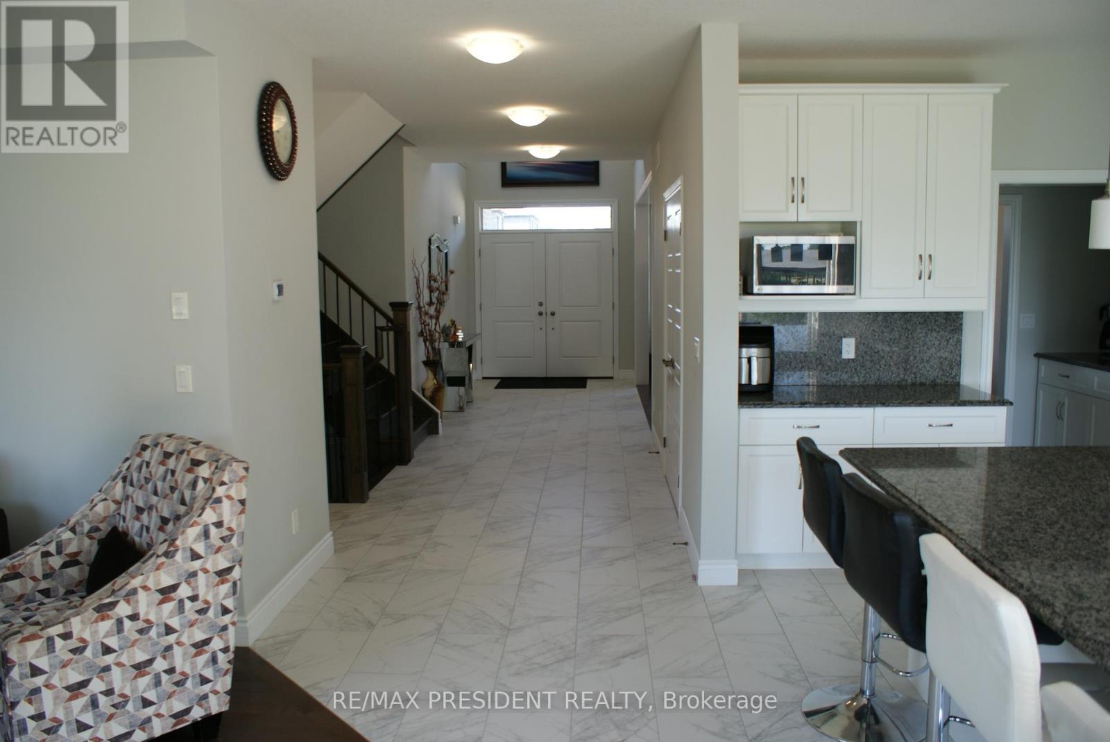 29 Burton Street, East Zorra-Tavistock, Ontario N0J 1M0 - Photo 4 - X13447926