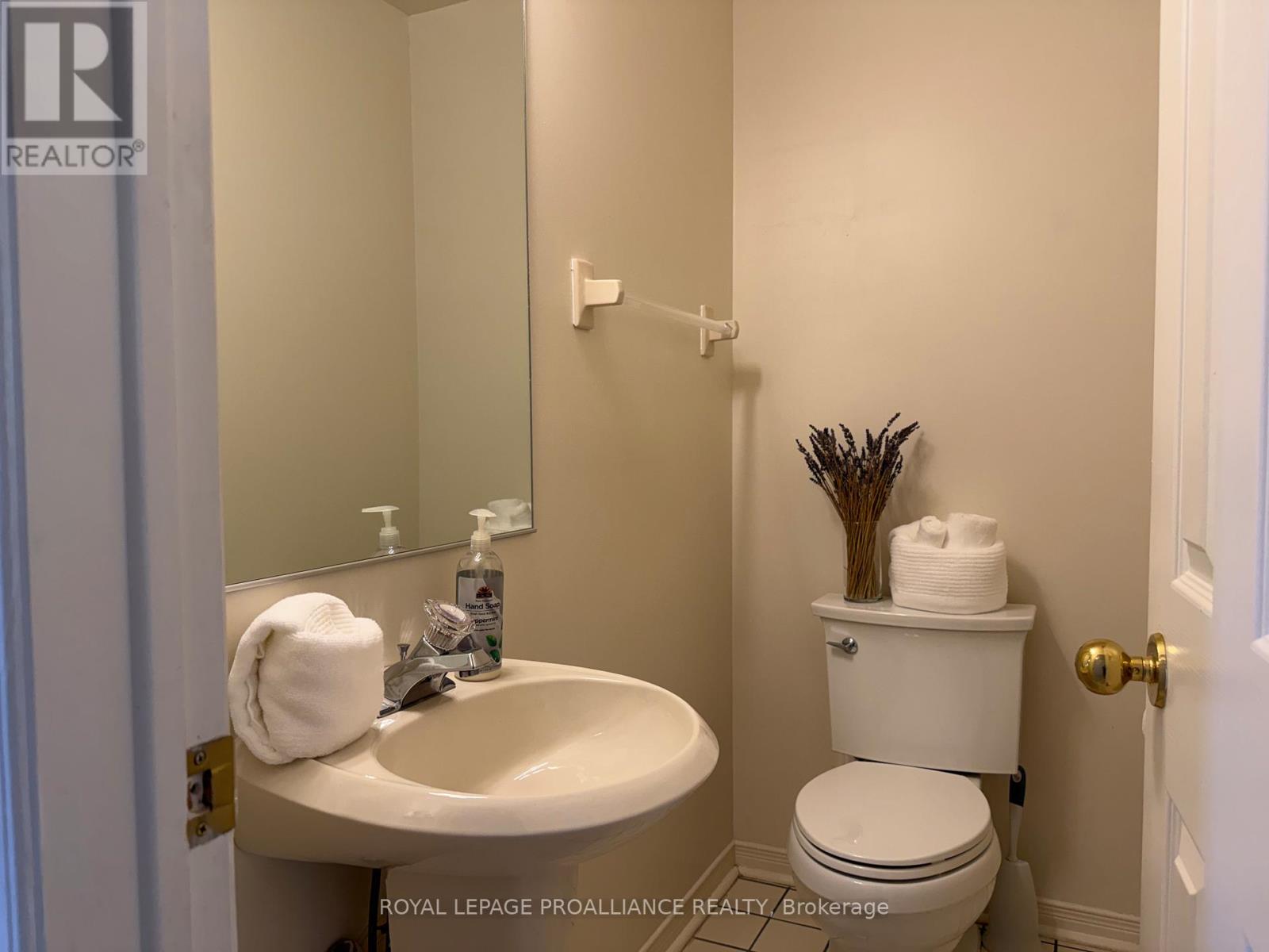 40 Country Club Place, Elizabethtown-Kitley, Ontario  K6V 6T9 - Photo 17 - X13447368