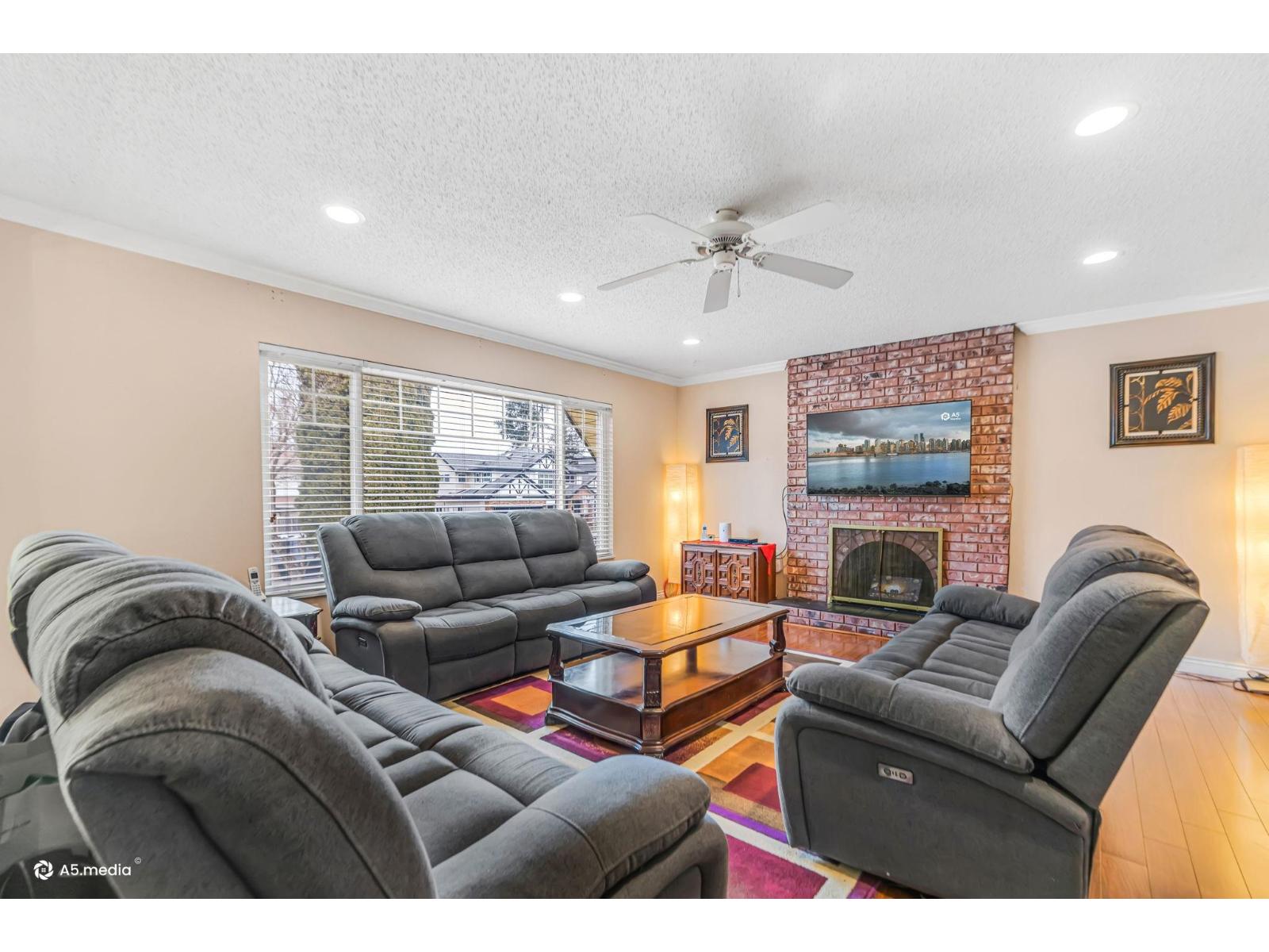 11688 85a Avenue, Delta, British Columbia  V4C 2V6 - Photo 5 - R3136012