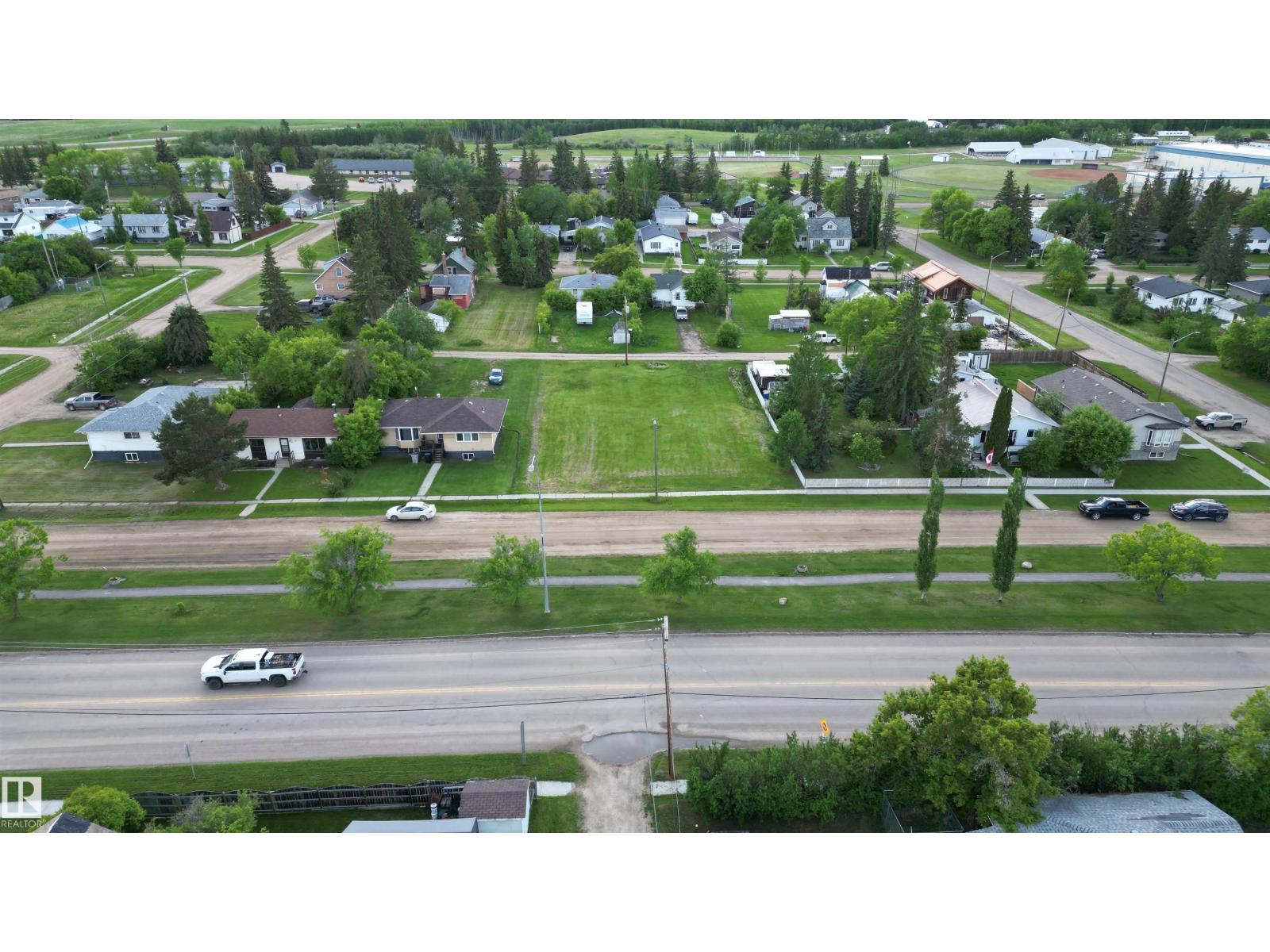 4718 52 St, Mayerthorpe, Alberta  T0E 1N0 - Photo 2 - E4493819