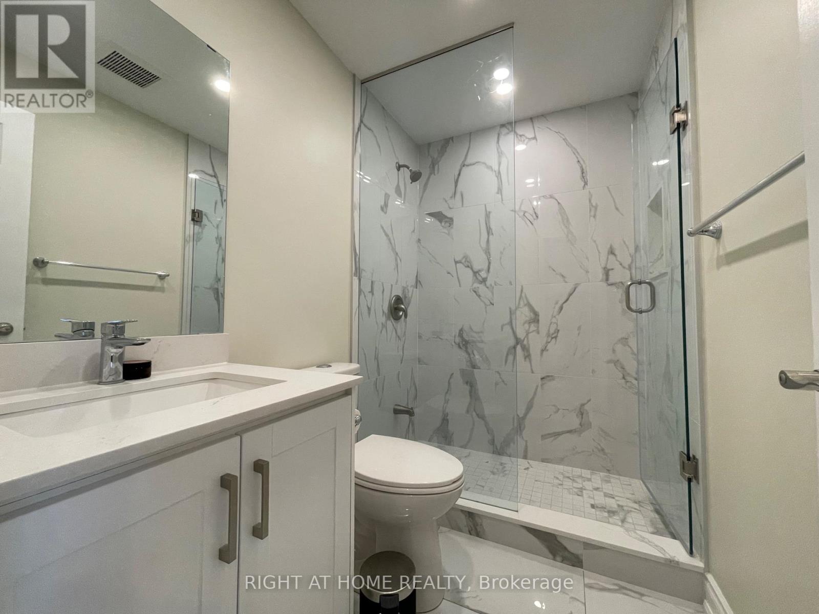 3rd Fl - 404 Spadina Avenue, Toronto, Ontario M5T 2G7 - Photo 9 - C13448096