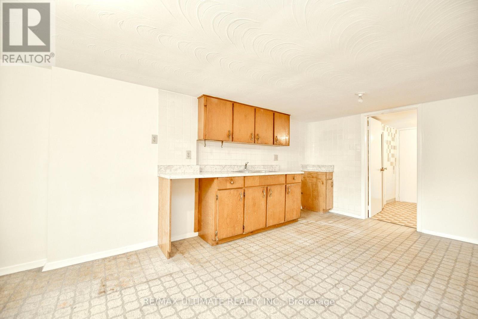 8 Hickson Street, Toronto, Ontario  M6K 1T3 - Photo 15 - C13069232
