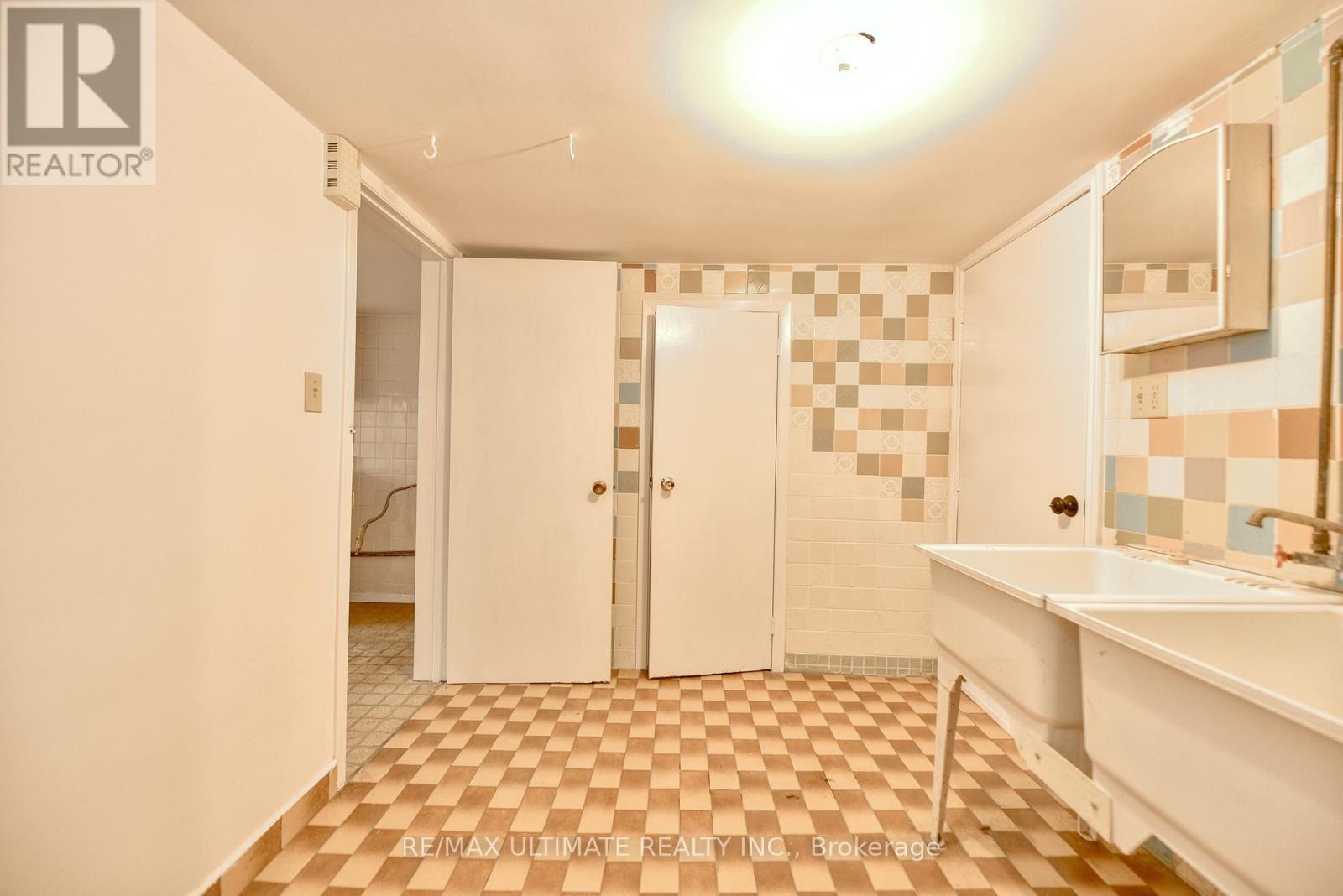 8 Hickson Street, Toronto, Ontario  M6K 1T3 - Photo 22 - C13069232