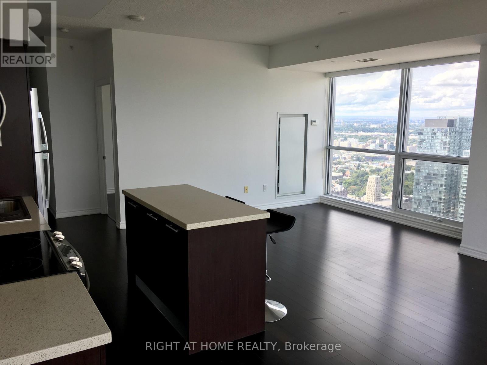 5502 - 386 Yonge Street, Toronto, Ontario  M5B 0A5 - Photo 4 - C13448094