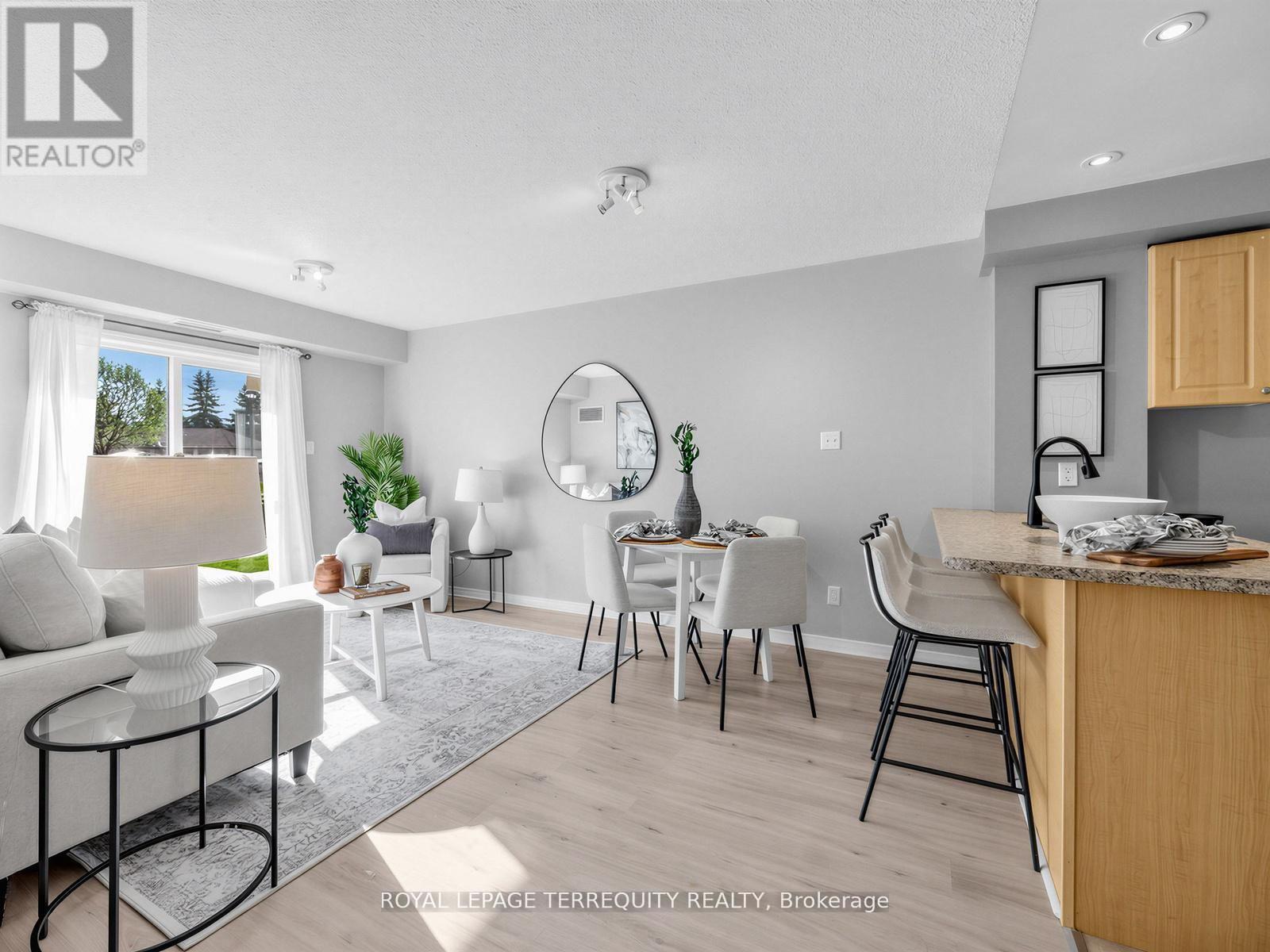 102 - 124 Aspen Springs Drive, Clarington, Ontario  L1C 0G8 - Photo 4 - E13248442