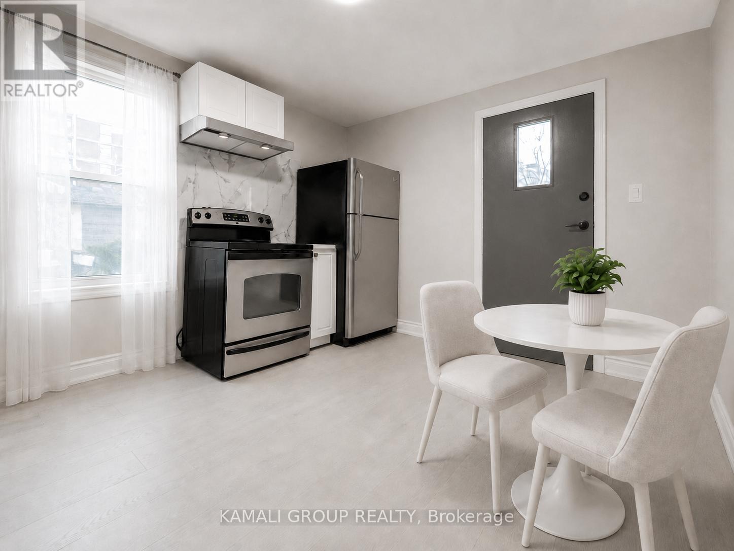 Unit 2 - 81 Mcmillan Drive, Oshawa, Ontario L1G 3Z7 - Photo 3 - E13448022