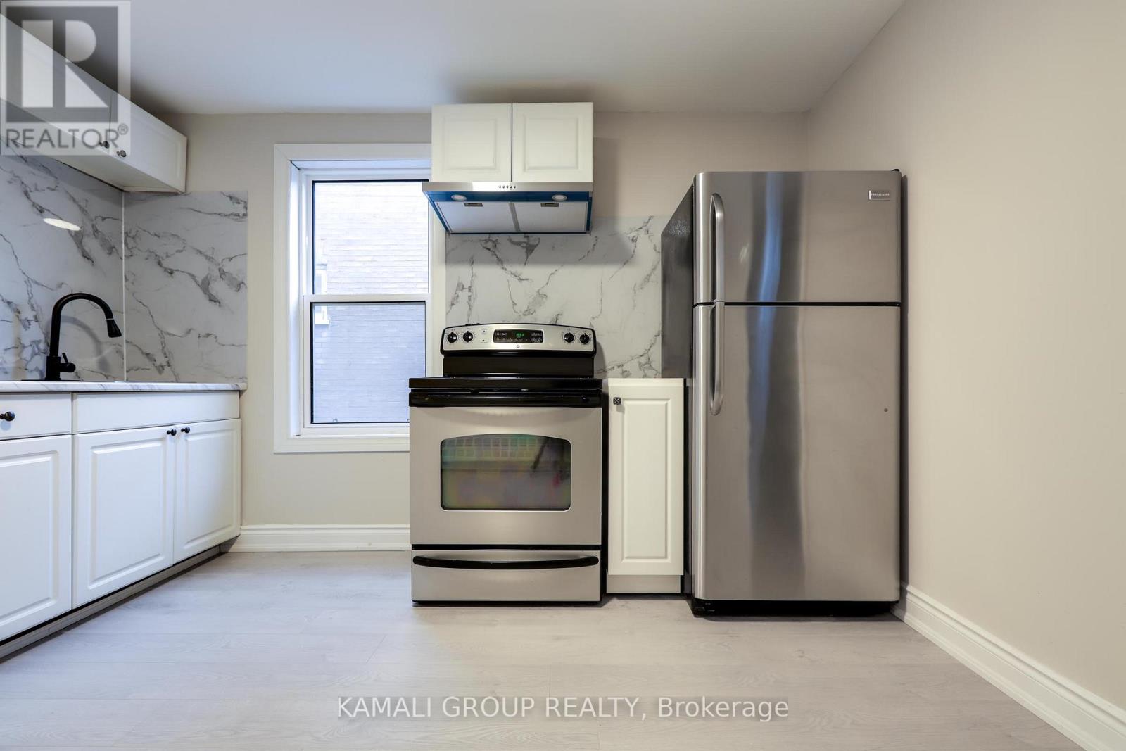 Unit 2 - 81 Mcmillan Drive, Oshawa, Ontario L1G 3Z7 - Photo 5 - E13448022