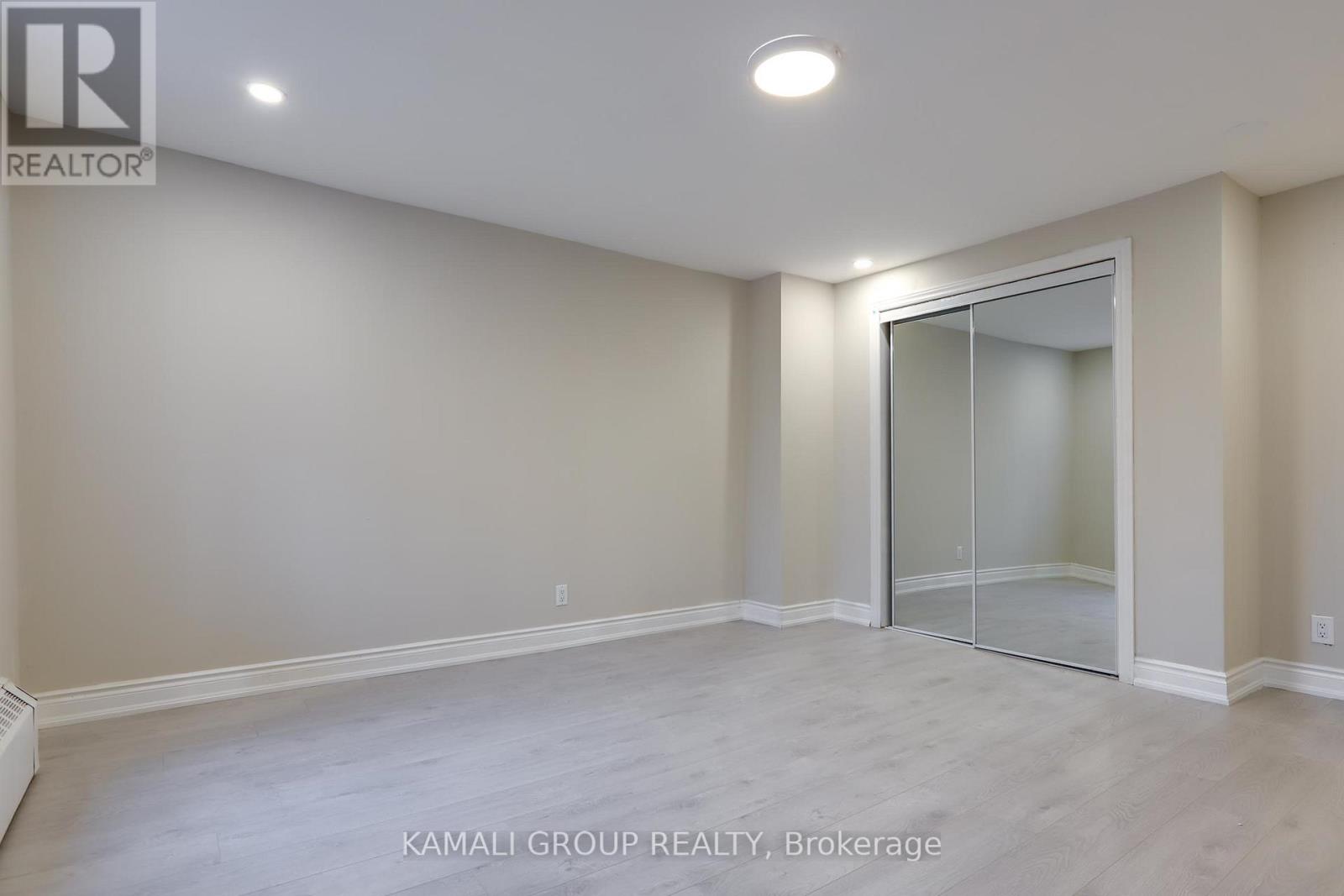 Unit 2 - 81 Mcmillan Drive, Oshawa, Ontario L1G 3Z7 - Photo 8 - E13448022