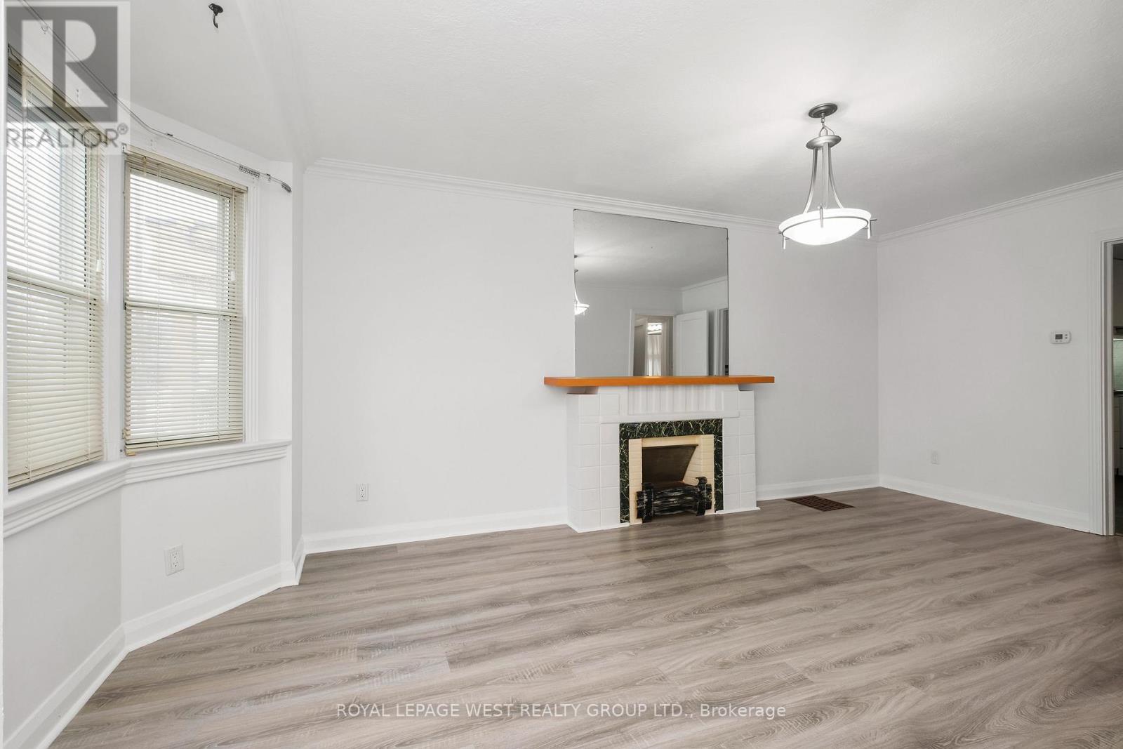 24 Barker Avenue, Toronto, Ontario M4C 2N3 - Photo 11 - E13448030