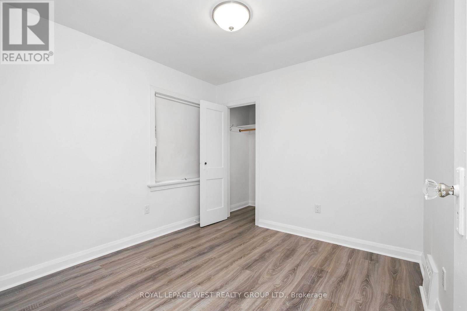 24 Barker Avenue, Toronto, Ontario M4C 2N3 - Photo 26 - E13448030