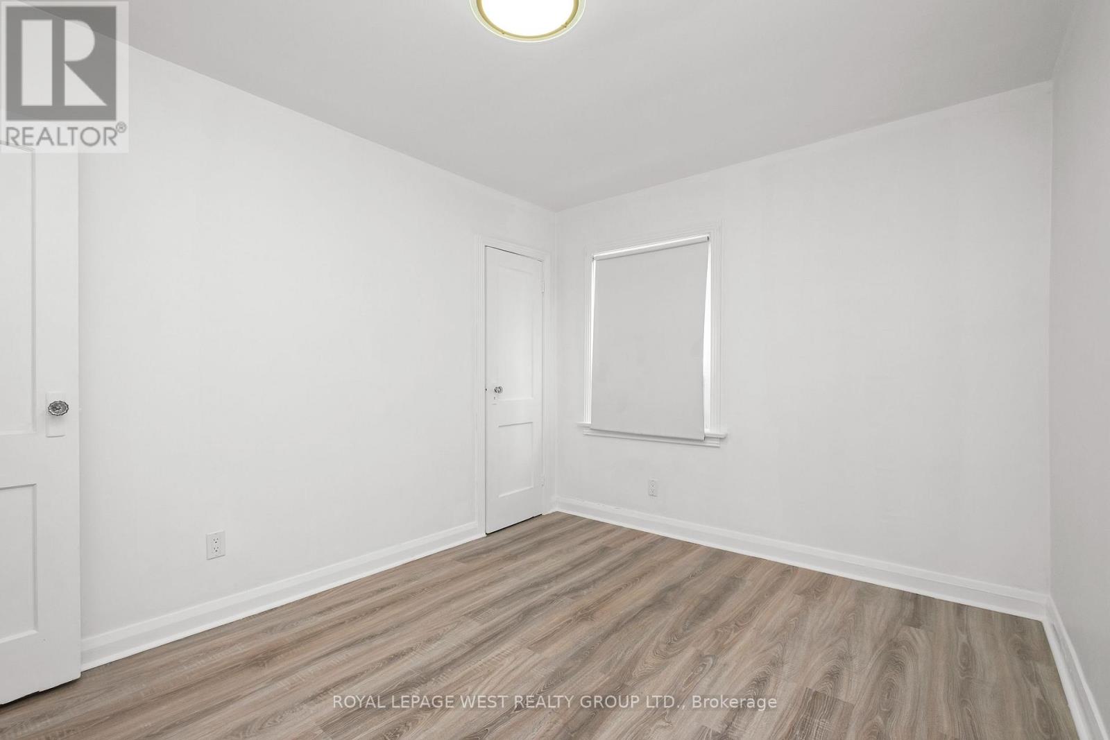 24 Barker Avenue, Toronto, Ontario M4C 2N3 - Photo 28 - E13448030