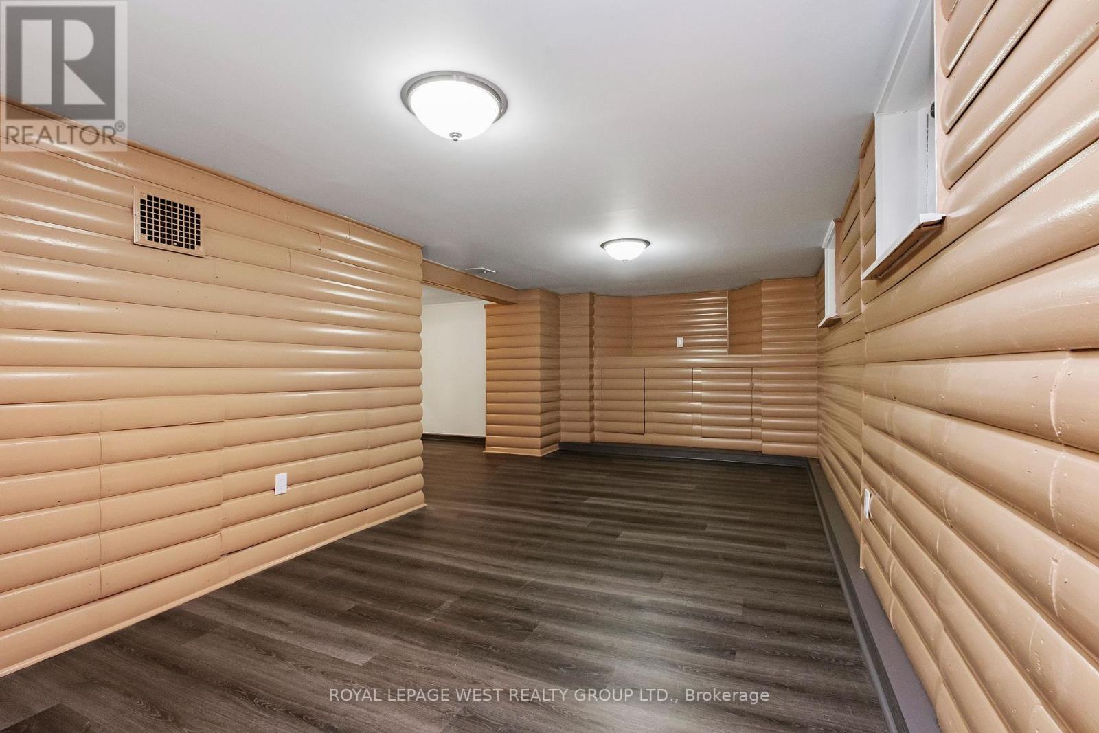 24 Barker Avenue, Toronto, Ontario M4C 2N3 - Photo 37 - E13448030