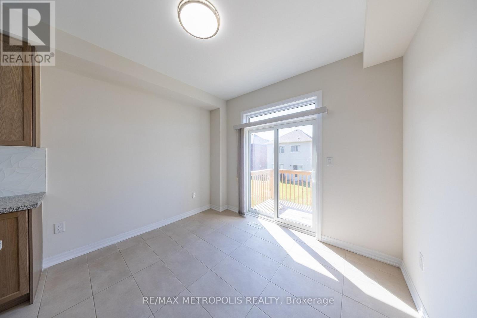 39 Northrop Avenue, Clarington, Ontario  L1B 0W6 - Photo 13 - E13448058