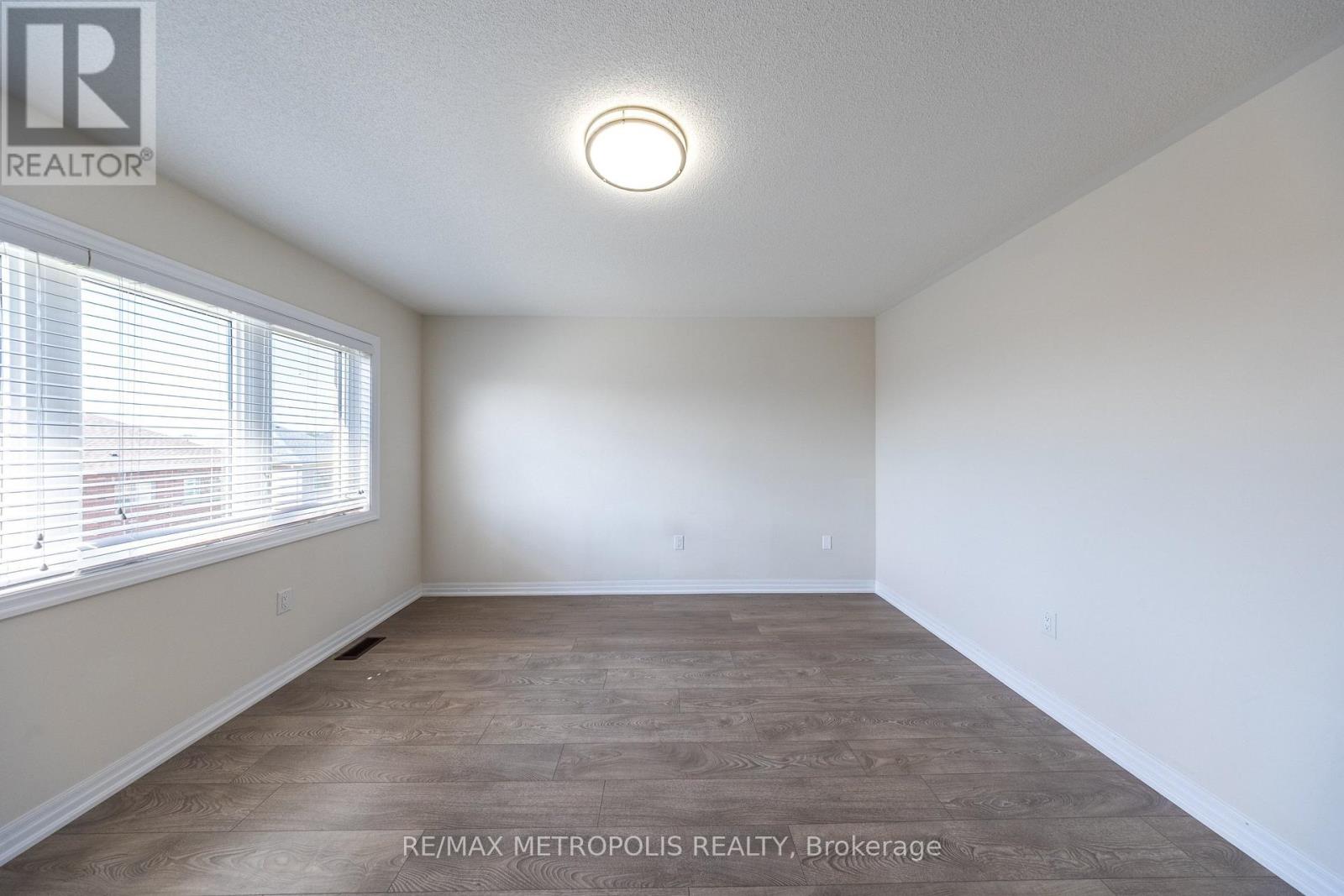 39 Northrop Avenue, Clarington, Ontario  L1B 0W6 - Photo 15 - E13448058