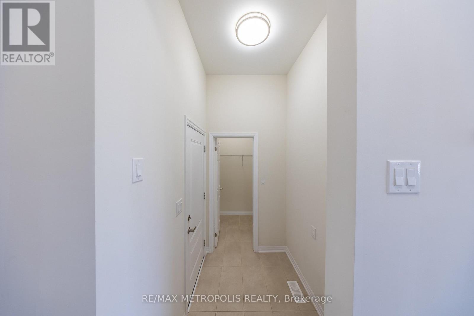 39 Northrop Avenue, Clarington, Ontario  L1B 0W6 - Photo 7 - E13448058