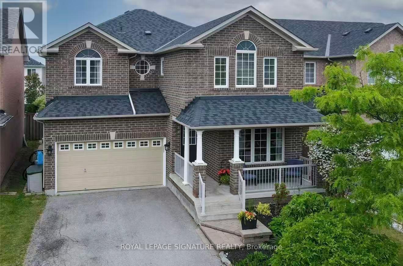 584 SHAFTSBURY STREET, Oshawa, Ontario