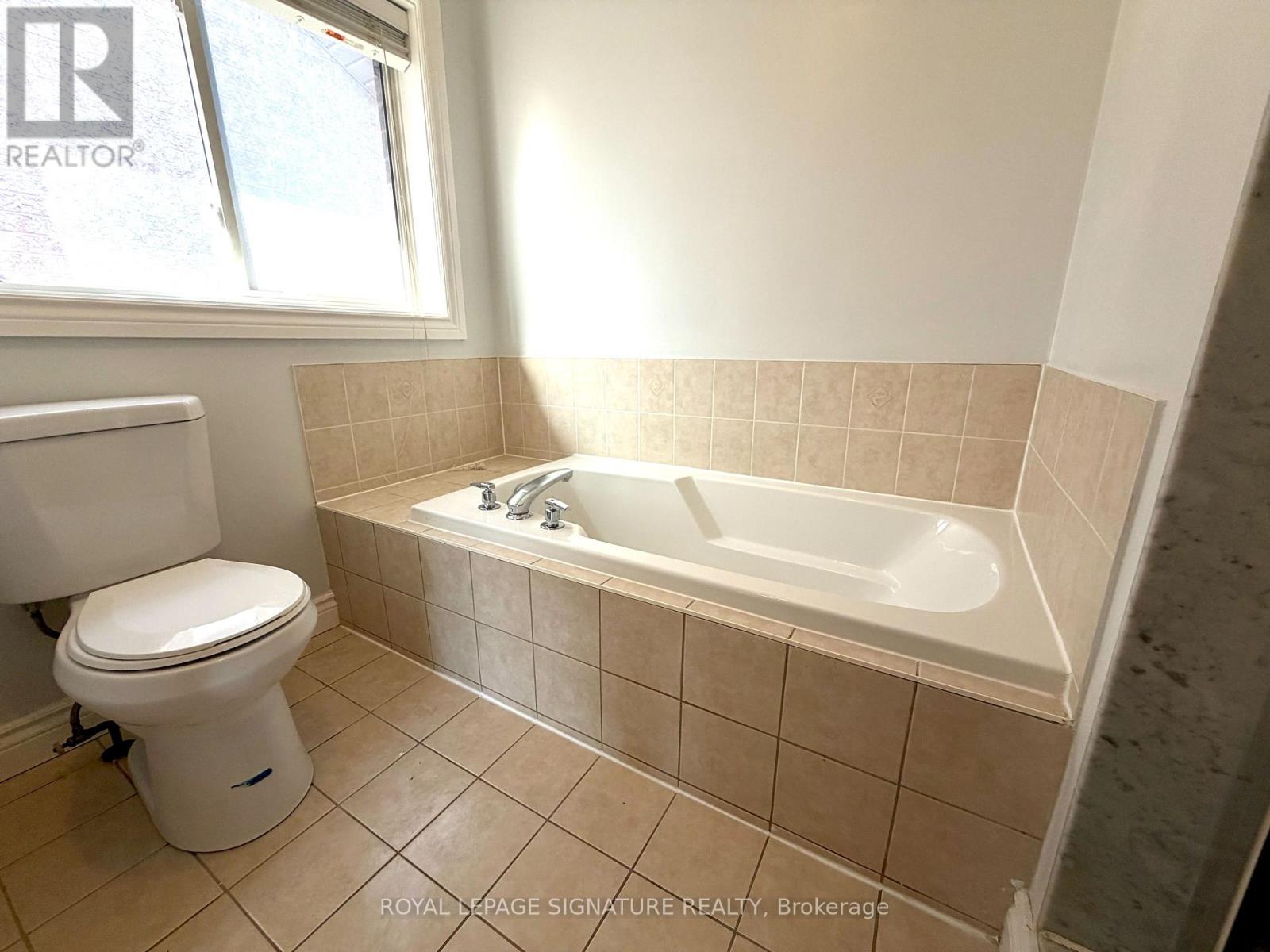 584 Shaftsbury Street, Oshawa, Ontario L1K 2V8 - Photo 18 - E13448092