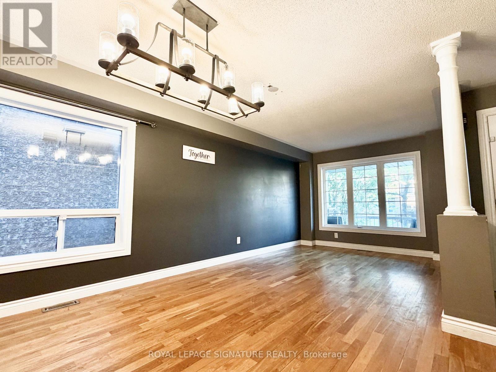 584 Shaftsbury Street, Oshawa, Ontario L1K 2V8 - Photo 2 - E13448092