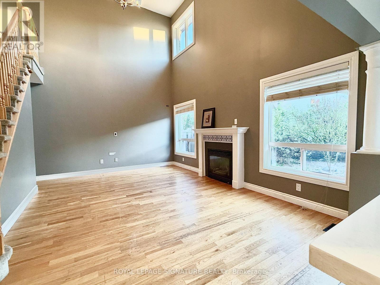 584 Shaftsbury Street, Oshawa, Ontario L1K 2V8 - Photo 4 - E13448092