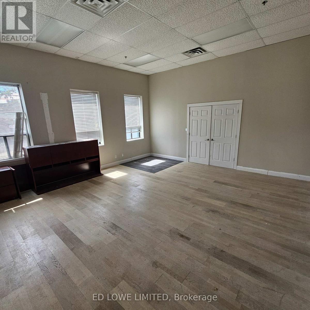 1a - 40 Bell Farm Road, Barrie, Ontario L4M 5L3 - Photo 5 - S12007877