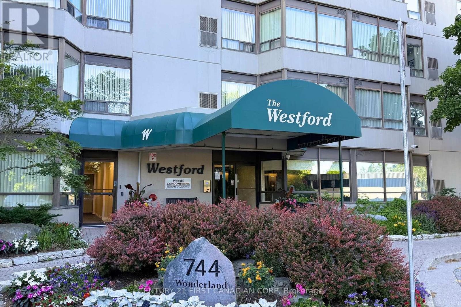 306 - 744 Wonderland Road S, London South, Ontario  N6K 4K3 - Photo 2 - X13415196