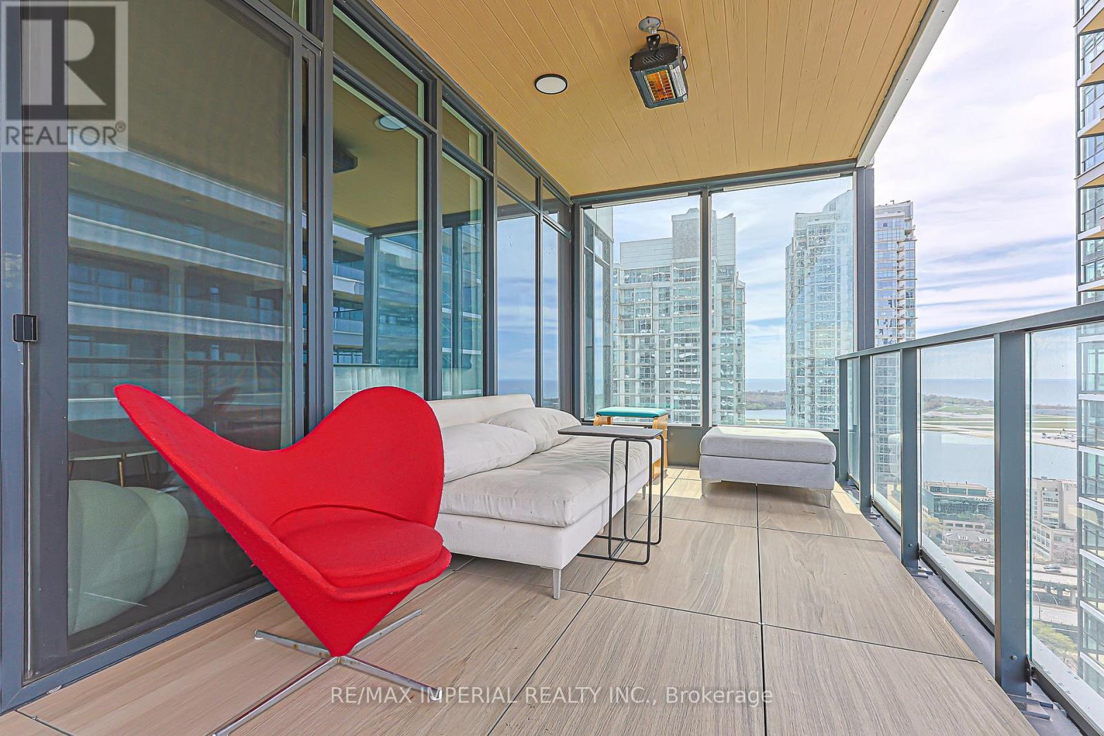 3510 - 1 Concord Cityplace Way, Toronto, Ontario  M5V 0X3 - Photo 24 - C13435412