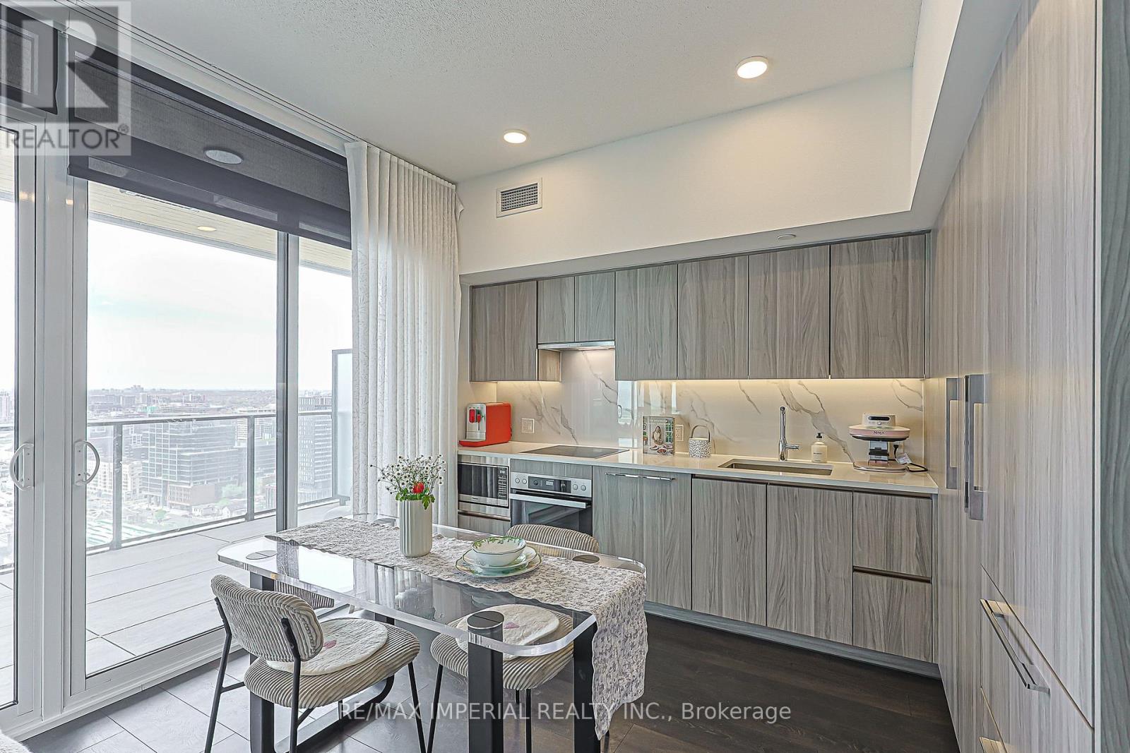 3510 - 1 Concord Cityplace Way, Toronto, Ontario  M5V 0X3 - Photo 8 - C13435412