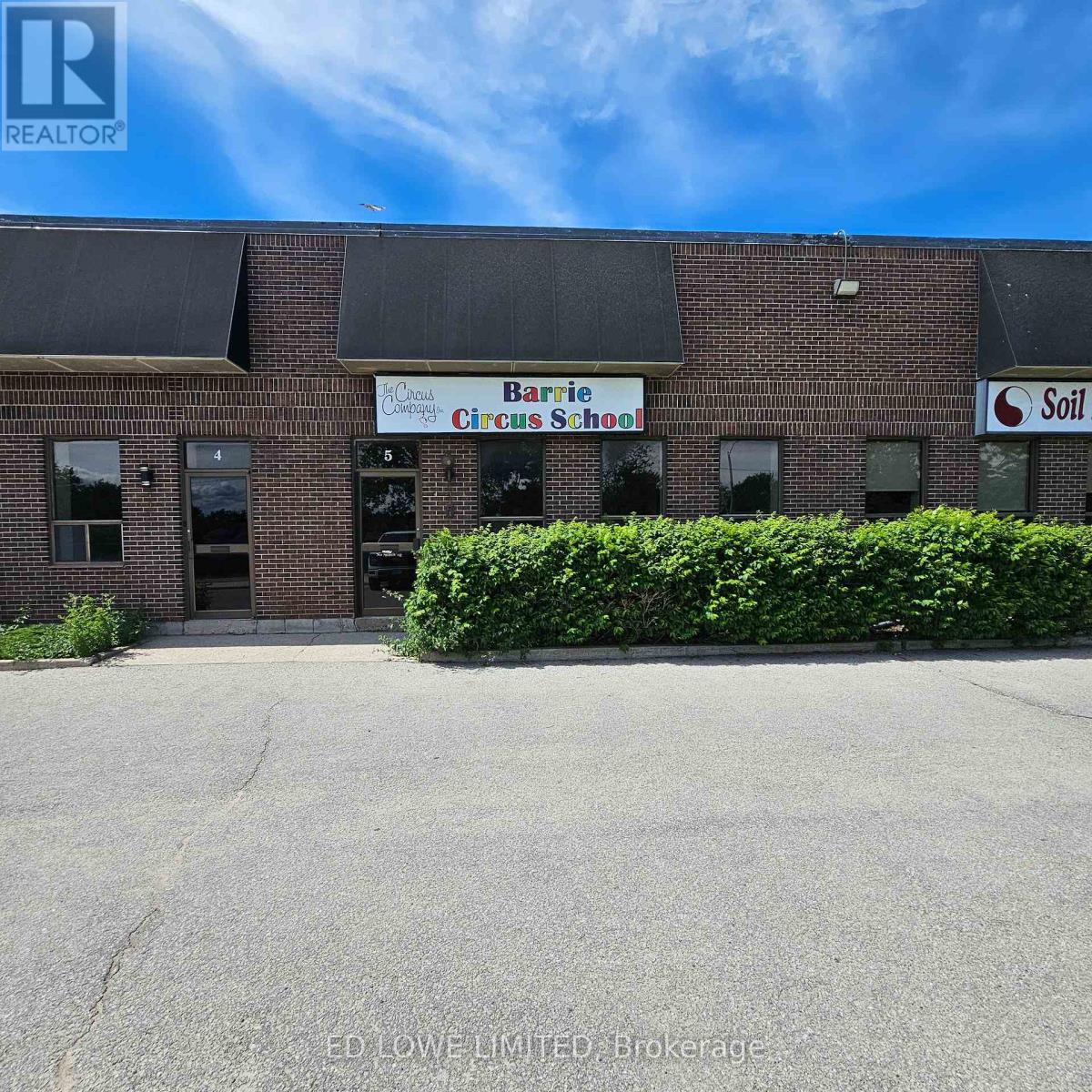 5 - 40 BELL FARM ROAD, Barrie, Ontario
