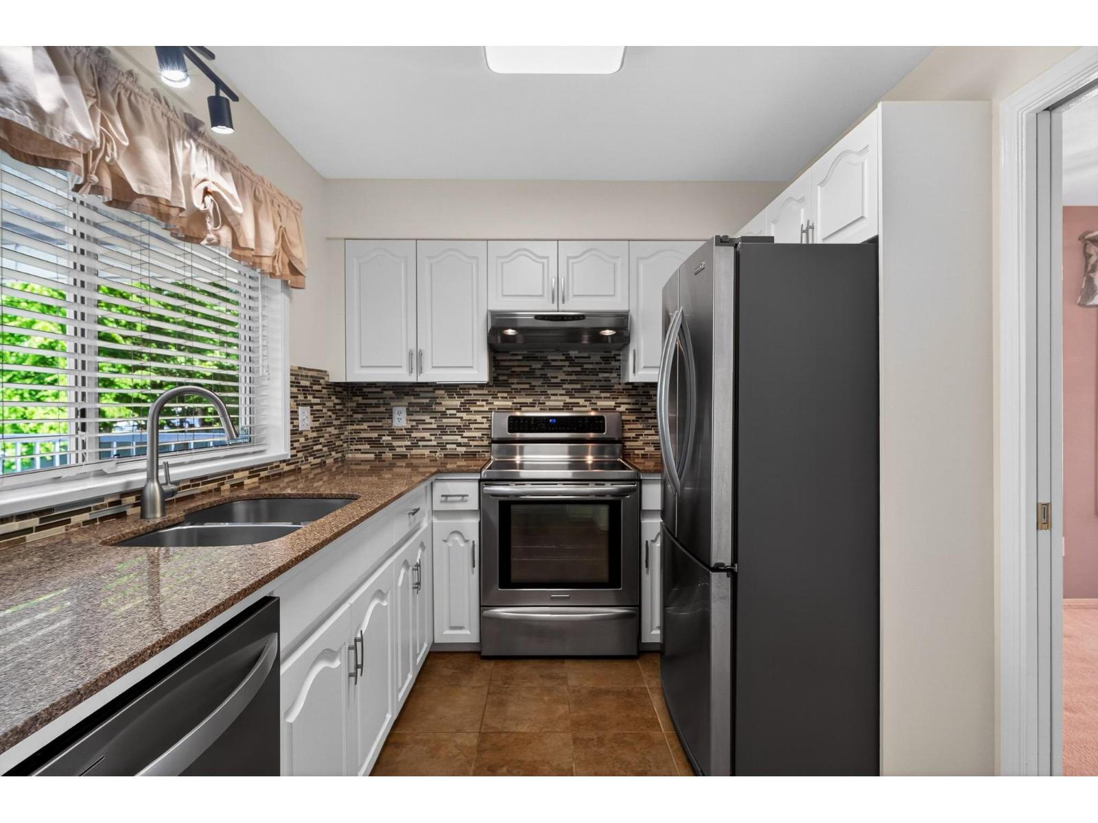 6 16363 85 Avenue, Surrey, British Columbia  V4N 3K1 - Photo 14 - R3135751